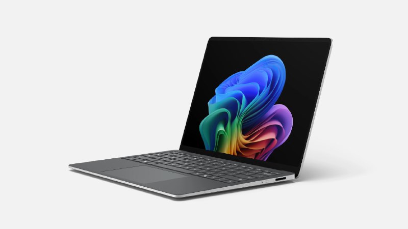 微软发布搭载 5G 通信能力的新款 Surface Laptop2025 年 1 月下旬，微软宣布推出两款面向商务用户的全新Surface笔记本电脑Surface Laptop 和 Surface Pro，均搭载英特尔最新的酷睿 Ultra 200 系列处理器