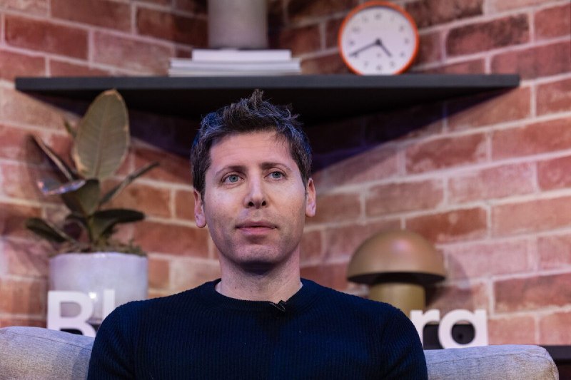 🌐 Sam Altman 的 100 亿美元 AI 基础设施计划瞄准美国增长OpenAI 首席执行官 Sam Altman 正在领导一项计划，投资数百亿美元用于增强人工智能发展的美国基础设施