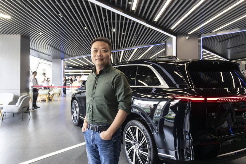 🚗 小鹏汽车计划在欧洲建厂以应对关税小鹏汽车，一家中国电动汽车 (EV) 制造商，正在积极寻找欧洲的生产基地，以减轻不断上涨的进口关税的影响，这些关税对中国制造的电动汽车可能高达 36.3%