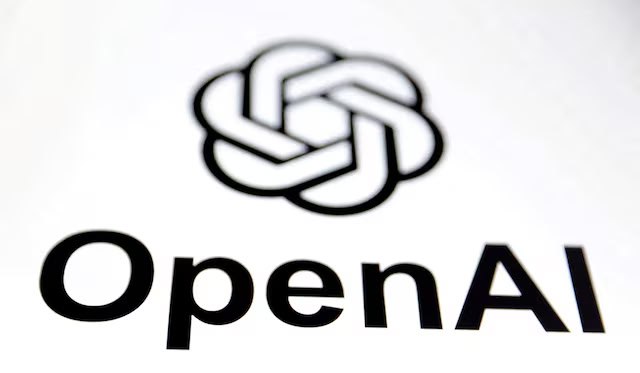 🚨 OpenAI 内部 AI 信息遭窃！ 🚨据《纽约时报》报道，去年一名黑客入侵了 OpenAI 的内部消息系统，窃取了该公司人工智能技术设计细节