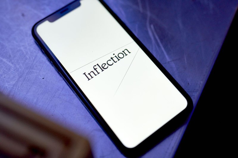 🛡️ 微软收购前 Inflection 员工获英国监管机构批准英国竞争与市场管理局 (CMA) 已批准微软公司聘用前 Inflection AI 员工，认定此举不会构成重大反垄断问题