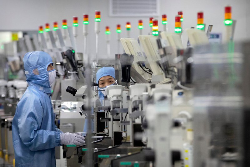 🤖中国的人工智能雄心：国家力量与创新之间的博弈中国正在积极追求人工智能主导地位，利用国家资源与美国科技巨头竞争