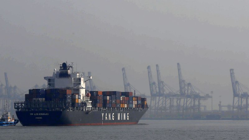 🚢 马来西亚将在吉隆坡附近建造人工智能驱动的港口马来西亚将在吉隆坡附近建造一个新的集装箱港口，预计耗资 4.25 亿美元，以利用全球供应链的转变
