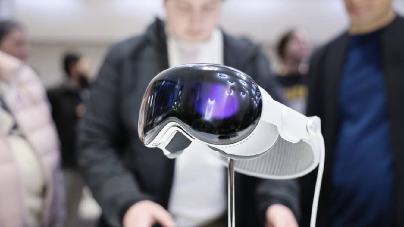 🍎 Apple Vision Pro 进军亚洲，面临挑战苹果的 VR 头显 Vision Pro 将于 6 月 28 日在中国、香港、日本和新加坡上市，标志着其首次国际扩张