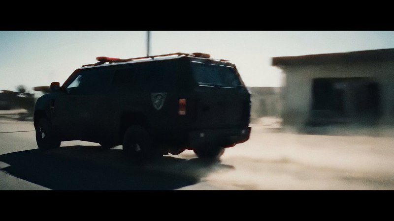 小互 🔁小互: 兄弟们好莱坞已死💀看看 Veo 3 的这些集锦视频Veo 3真的是已经到了生产级别了，好莱坞岌岌可危...看看这些案例吧🧵↓1、使用Veo 3制作的一个电影级的短片----------------------Wed May 21 2025 20:13:17 GMT+0800 (China Standard Time)via Twitter @小互Invalid media: video