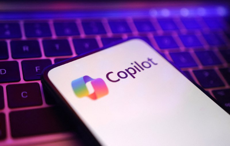 🤖 微软50周年：加码Copilot AI，力求在激烈竞争中保持领先微软公司在庆祝其成立50周年之际，将重心放在人工智能（AI）领域，特别是其AI助手Copilot，以应对日益激烈的市场竞争并驱动未来增长