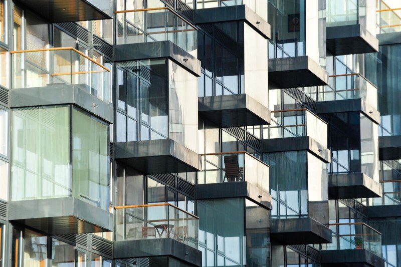 🏘️ 爱尔兰将重新评估租金上限政策爱尔兰总理 Micheal Martin 宣布将审查该国的租金管制政策，特别是城市地区设立的“租金压力区”