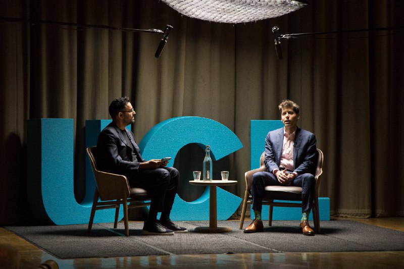 OpenAI Roadmap2023- 又快又便宜的 GPT4，这是首要目标，决心要把人工智能的价格压到最低- 100k到1M的tokens上下文，更长的就需比较难了- API 微调服务，目前ChatGPT和GPT4还不支持微调，未来也会开放- 有记忆的 API，目前只能通过传输上文来保持记忆，大部分 token 被浪费在上文的传输中，未来会提供记忆对话历史的 API2024- 多模态，等待GPU足够用之后，把GPT4的多模态开放给所有人当下的限制GPU 不够用GPT4，API排队、32k、多模态，不支持微调，这些都是因为算力不够