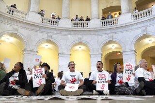 💰 特朗普政府大幅削减USAID对外援助合同美联社（AP）报道，根据获得的一份内部备忘录，特朗普政府表示将取消美国国际开发署（USAID）90%以上的对外援助合同，涉及全球范围内约600亿美元的美国援助