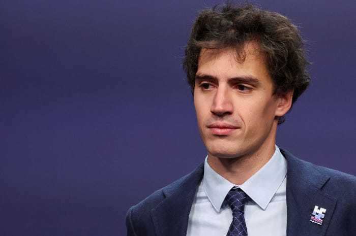 Mistral CEO：人工智能将对每个国家GDP产生两位数的影响Arthur MenschArthur Mensch称，那些不建立自己人工智能系统的国家面临资金流向其他国家的风险