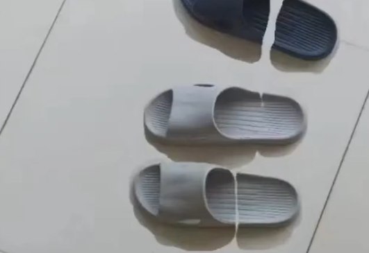 AI生图被当成“仅退款”工具 商家直呼太难了今日，“仅退款 AI图”冲上微博热搜