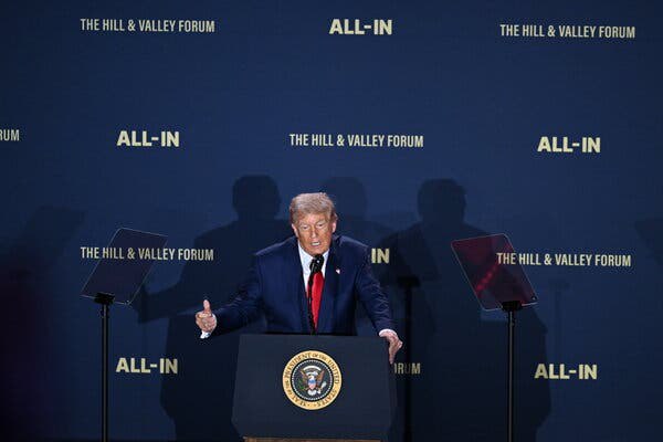 🤖 特朗普政府AI政策转向：优先打击“觉醒主义”而非大规模杀伤性武器风险美国前总统特朗普于2025年7月23日（周三）签署行政命令，旨在“防止联邦政府中的‘觉醒’AI”，禁止政府购买、使用或推广与总统及其支持者观点相悖的AI模型