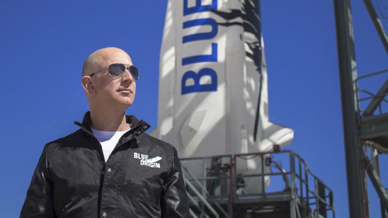 杰夫·贝索斯将出任AI创业公司联合首席执行官据报道，亚马逊前首席执行官杰夫·贝索斯即将担任一家名为Project Prometheus的AI创业公司的联合首席执行官