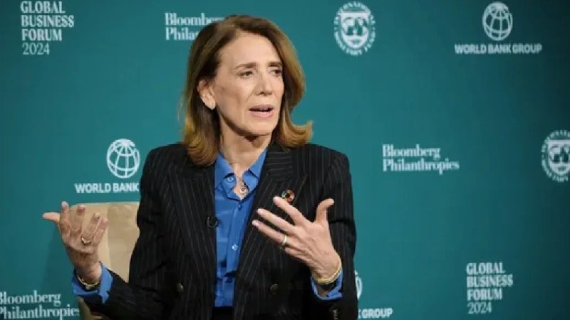 🤖 谷歌高管警告：美国AI领先地位并非稳固，呼吁制定统一监管谷歌母公司Alphabet总裁鲁斯·波拉特在达沃斯论坛表示，美国在AI开发竞赛中对中国的领先优势并非必然，可能仅在模型方面领先一年多，芯片领域领先，而中国在基础能力扩散方面可能持平甚至略微领先