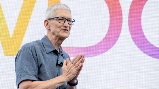 苹果为旗下编程工具接入Anthropic和OpenAI智能体功能苹果公司宣布，将在旗下旗舰编程工具 Xcode 中引入智能体编程功能，正式布局硅谷当下最炙手可热的技术赛道