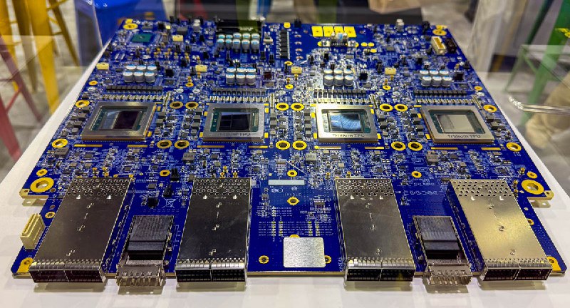 随着 OpenAI 转向谷歌芯片 NVIDIA 可能正在失去 AI 主导地位6月28日，据路透社报道，知情人士周五透露，OpenAI最近开始租用Google的AI芯片，为其ChatGPT及其他产品提供算力支持