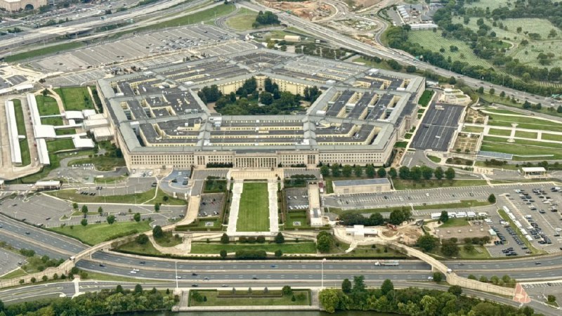 Google与OpenAI员工发表公开信 支持Anthropic在五角大楼事件中的立场Anthropic与美国“战争部”就军方要求无限制使用该人工智能公司技术一事陷入僵局