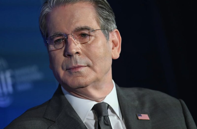 美国财长谈中美AI差距：美领先优势不到半年4月15日，据彭博社报道，美国财长贝森特周二在谈到中美AI差距时表示，美国在AI领域的领先优势只有大约3个月到6个月