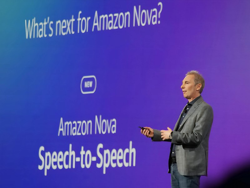 亚马逊推出AI语音模型Nova Sonic 价格比GPT-4o便宜80%Nova Sonic通过亚马逊Bedrock开发者平台提供服务，采用创新的双向流式API接口，为企业级AI应用开发提供了强大支持