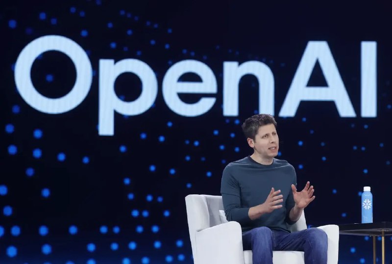 OpenAI CEO奥特曼：美国或低估了中国AI进步 出口管制难起作用8月19日，据CNBC报道，OpenAI CEO萨姆·奥特曼(Sam Altman)在接受采访时称，美国可能低估了中国AI进步的复杂性和严重性，出口管制单一措施很可能不是可靠的解决方案