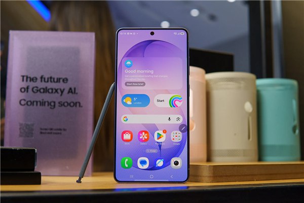 三星Galaxy S26系列将迎来Google Gemini AI操控功能Google在三星发布会上推出了一批新的Android功能更新