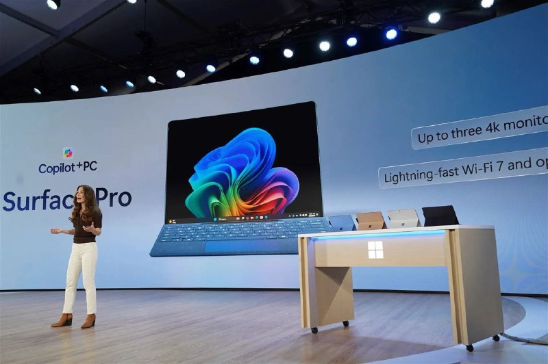 ↩️🖼 微软 Surface 活动：6个重要公告 1️⃣ Copilot Plus 电脑的发布 2️⃣ 新的“Recall”功能可以跟踪你在电脑上的所有操作 3️⃣ Windows 11 中新的 Cop...Yummy 😋:微软宣布推出一款搭载 Arm 处理器的 Surface 笔记本电脑 微软刚刚发布了新款 Surface Laptop——一款面向消费者的基于 Arm 架构的笔记本电脑，今天开始接受预订，起价为 999.99 美元（13.8 英寸）或 1199.99 美元（15 英寸），并将于 6 月 18 日开始发货