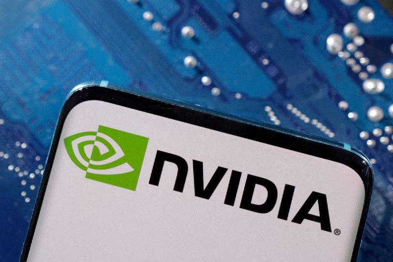 ↩️🖼 美国扩大出口限制，Nvidia称可能被迫撤出部分国家 在拜登政府周二扩大对某些高端技术出口的限制后，芯片制造商Nvidia(辉达/英伟达)NVDA.O表示，该公司...----------------------Yummy 😋:美国对华芯片“卡脖子”再升级 路透社报道，美国拜登政府周二表示，计划停止向中国出口Nvidia(辉达/英伟达) NVDA.O设计的更先进的人工智能(AI)芯片，这是旨在进一步限制北京获取尖端技术加强其军事力量的一系列措施的一部分