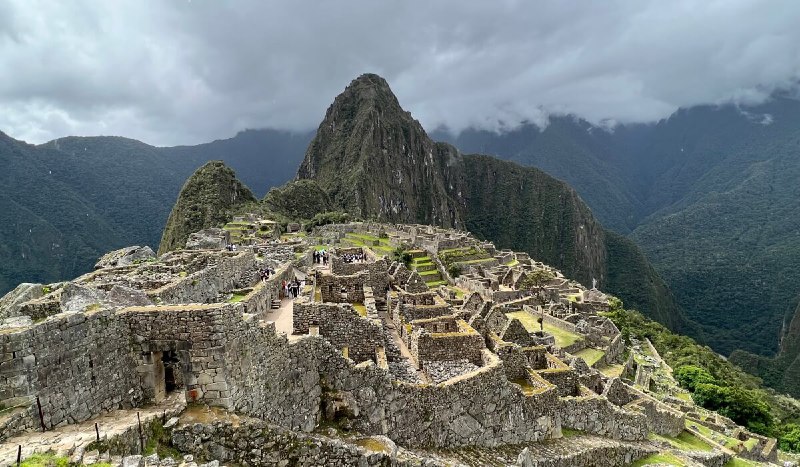 了解ChatGPTUnderstanding ChatGPT (www.atmosera.com)16:56  ↑ 107 HN Pointsvia Buzzing (author: alexzeitler)