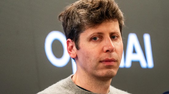 山姆·奥特曼回应ChatGPT情色内容引发争议：OpenAI不是“世界道德警察”OpenAI首席执行官山姆・奥特曼于周三表示，公司 “不是经选举产生的世界道德警察”