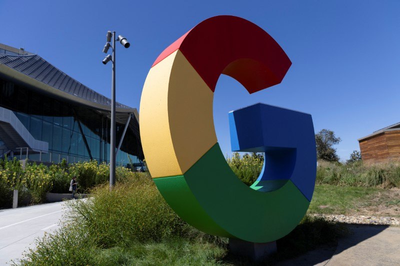 🤖 谷歌将 AI 驱动的搜索摘要扩展到六个新国家谷歌正在将其 AI 生成的搜索摘要（称为 AI 概述）扩展到六个新国家：巴西、印度、印度尼西亚、日本、墨西哥和英国