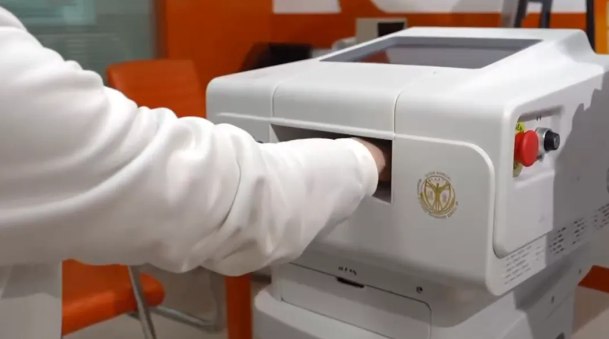 上海交大医学院提出一种无创血糖检测技术 准确率可达99.4%该研究开创性的提出一种无创血糖检测技术，即：多重微空间偏移拉曼散射（mμSORS）光谱技术