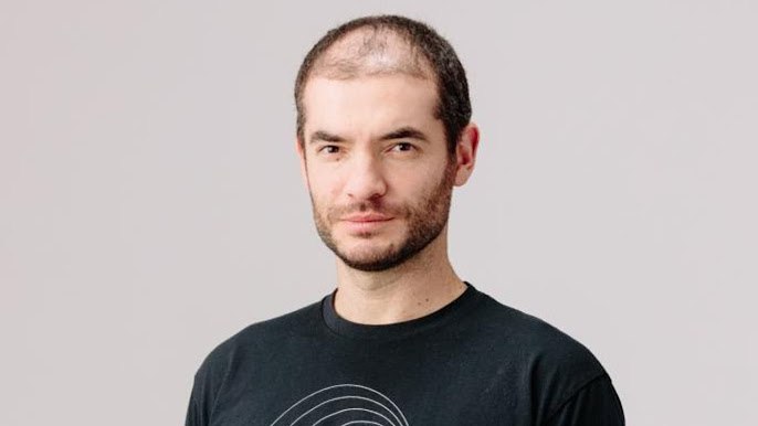 Meta挖人后 Ilya Sutskever出任自家公司CEO 放话拒绝被收购7月4日消息，据CNBC报道，OpenAI联合创始人伊利亚·苏茨克维尔（Ilya Sutskever）宣布，将亲自出任其去年创立的人工智能初创公司Safe Superintelligence（安全超级智能）的CEO