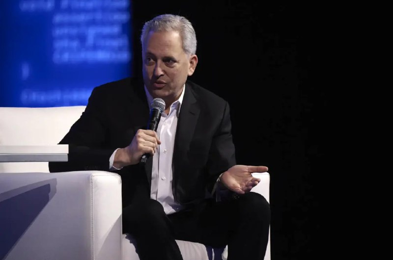 白宫AI主管警告：过度芯片限制或为中国技术出海创造机会据彭博社报道，白宫加密货币与AI事务主管大卫·萨克斯(David Sacks)周三表示，美国的出口管制并未阻止中国的技术进步