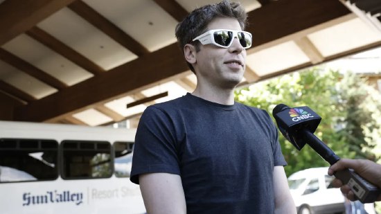 OpenAI表示将采用谷歌云服务支持ChatGPTOpenAI 周三宣布，将采用谷歌的云基础设施为其广受欢迎的人工智能助手 ChatGPT 提供支持