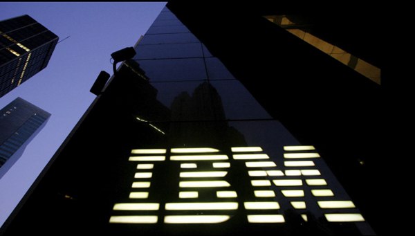 IBM 修改岗位描述，入门级员工将成为 AI 的“指挥官”当多数科技巨头正因人工智能的冲击而缩减初级岗位时，IBM 却选择了一条截然相反的道路:全力加码入门级人才