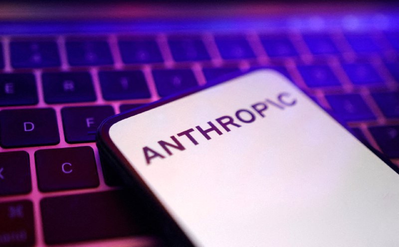 📚 作者对 Anthropic 提起集体诉讼，指控其侵犯版权三位作家，安德烈娅·巴茨、查尔斯·格雷伯和柯克·华莱士·约翰逊，已在加州联邦法院对人工智能公司 Anthropic 提起集体诉讼