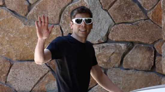 OpenAI融资83亿美元 ChatGPT付费用户达500万据一位知情人士透露，作为 400 亿美元融资计划的一部分，OpenAI 已获得 83 亿美元新资本