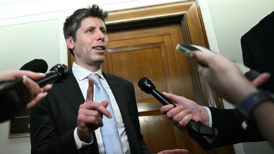 OpenAI称Astra AI模型首度超越其“关键”网络安全能力阈值OpenAI周二表示，其即将推出的人工智能模型Astra是首个超越其“关键”网络安全能力阈值的产品