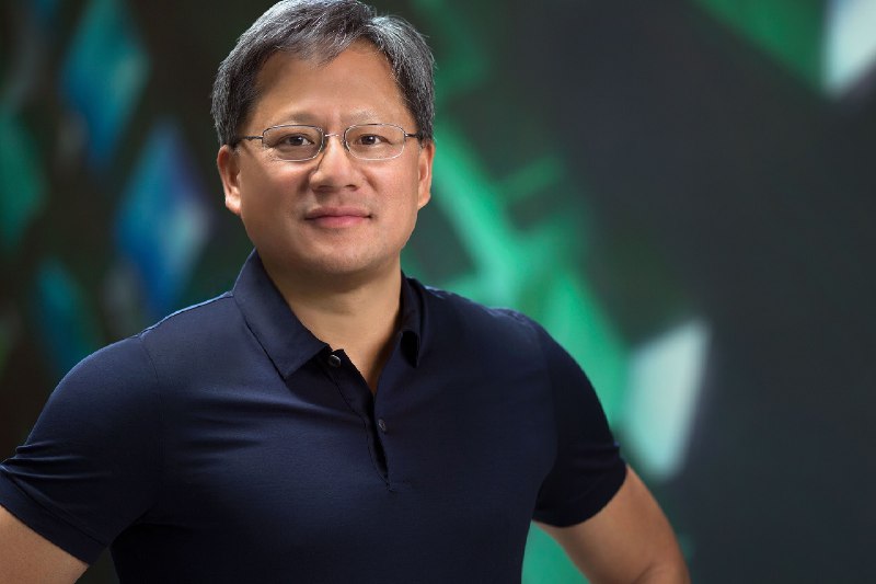 黄仁勋谈NVIDIA护城河：对手就算芯片免费也干不过提到AI，或许最闪耀的名字是OpenAI，但最大赢家一定是NVIDIA，这两年来NVIDIA不仅业绩爆炸式增长，马上就要变成第一个市值5万亿美元的公司了